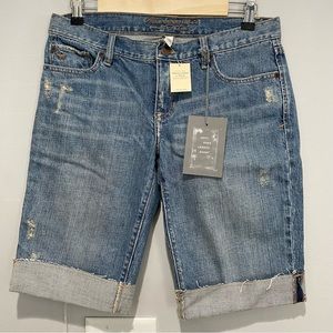NEW Abercrombie and Fitch Sexy Knee High Shorts Slight Distressing Size 4